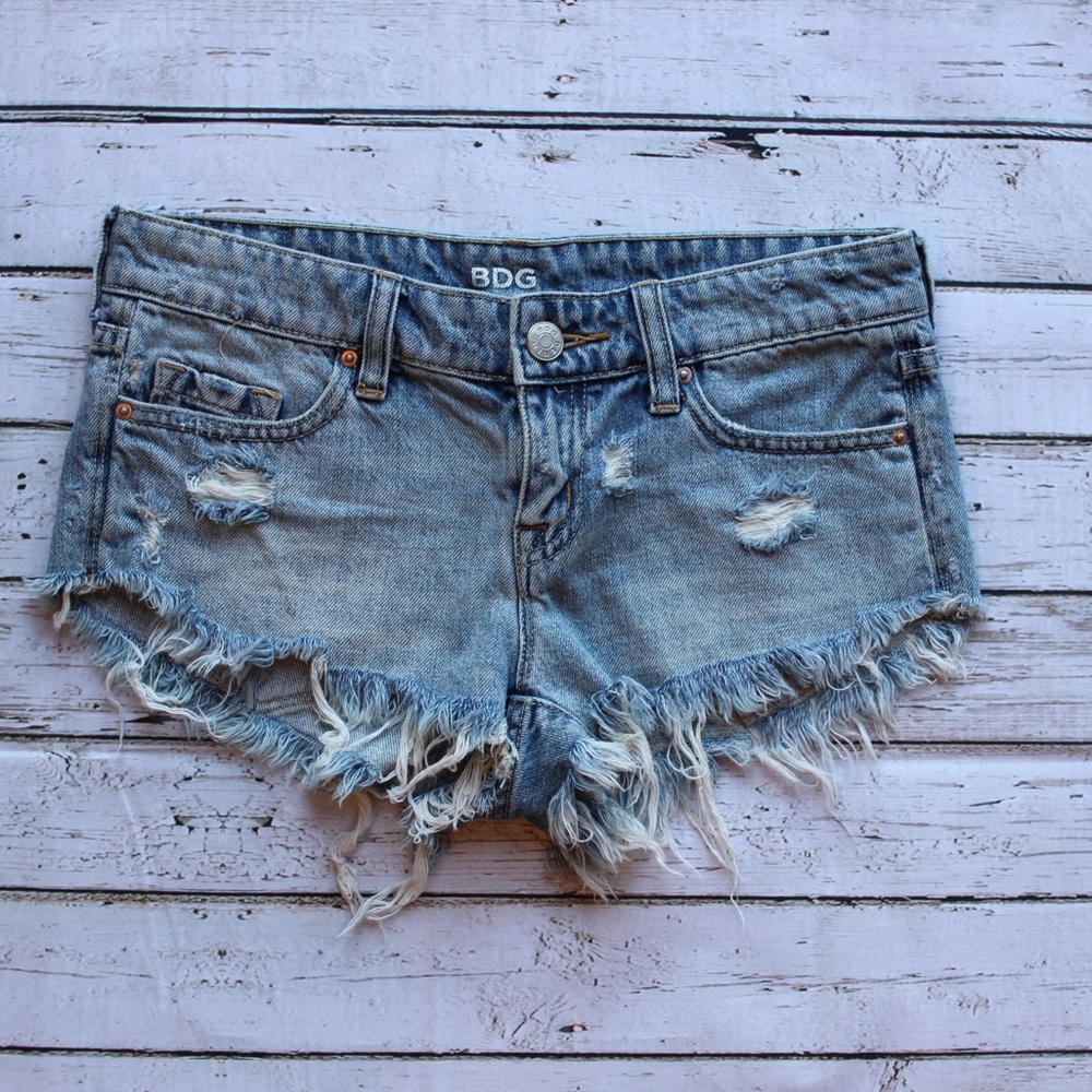 BDG Low Rise Distressed Shorts